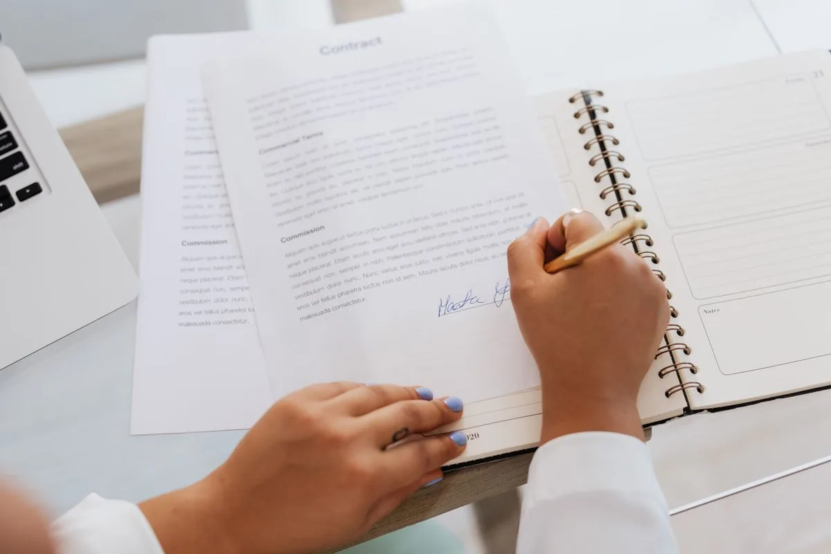 SharePoint contract management: the complete 2026 guide to CLMS360